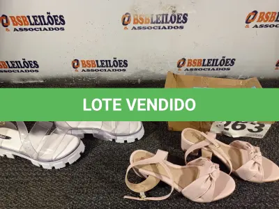 LOTE 263 - 02 – PARES DE CALÇADOS FEMININO Nº 38 (NO ESTADO, NÃO SABEMOS SE FUNCIONA. LEILÃO NÃO TEM GARANTIA E NEM DEVOLUÇÃO, SUJEITO A POSSÍVEIS AVARIAS VISÍVEIS/OCULTAS E/OU AUSÊNCIA DE COMPONENTES)