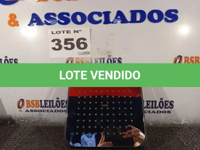 LOTE 356 - 01 - CHUVEIRO DE TETO POLIDO CROMADO DOCOL (NO ESTADO, NÃO SABEMOS SE FUNCIONA. LEILÃO NÃO TEM GARANTIA E NEM DEVOLUÇÃO, SUJEITO A POSSÍVEIS AVARIAS VISÍVEIS/OCULTAS E/OU AUSÊNCIA DE COMPONENTES)