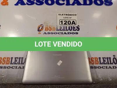 LOTE 120 - 01 TABLETE SAMSUNG TAB 2  16GB, WIFI, MODELO GT-P5110 (NO ESTADO, NÃO SABEMOS SE FUNCIONA. LEILÃO NÃO TEM GARANTIA E NEM DEVOLUÇÃO, SUJEITO A POSSÍVEIS AVARIAS VISÍVEIS/OCULTAS E/OU AUSÊNCIA DE COMPONENTES)