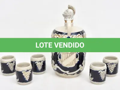 LOTE 072 - CONJUNTO EM FAIANÇA  ANTIGO DECADA DE 80 (NO ESTADO)