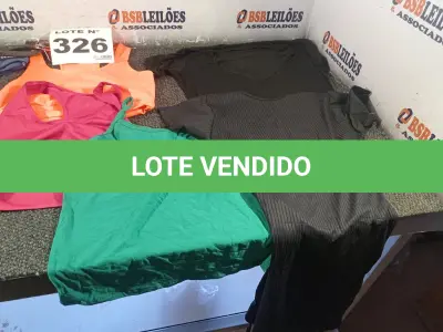 LOTE 326 - 12 – PEÇAS DE ROUPAS FEMININAS DIVERSAS (NO ESTADO, NÃO SABEMOS SE FUNCIONA. LEILÃO NÃO TEM GARANTIA E NEM DEVOLUÇÃO, SUJEITO A POSSÍVEIS AVARIAS VISÍVEIS/OCULTAS E/OU AUSÊNCIA DE COMPONENTES)
