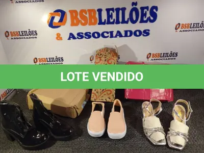 LOTE 296 - 03 – PARES DE CALÇADOS FEMININOS Nº 35 (NO ESTADO, NÃO SABEMOS SE FUNCIONA. LEILÃO NÃO TEM GARANTIA E NEM DEVOLUÇÃO, SUJEITO A POSSÍVEIS AVARIAS VISÍVEIS/OCULTAS E/OU AUSÊNCIA DE COMPONENTES)