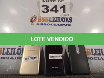 LOTE 341 - 03 – APARELHOS CELULARES DIVERSOS (NO ESTADO, NÃO SABEMOS SE FUNCIONA. LEILÃO NÃO TEM GARANTIA E NEM DEVOLUÇÃO, SUJEITO A POSSÍVEIS AVARIAS VISÍVEIS/OCULTAS E/OU AUSÊNCIA DE COMPONENTES)