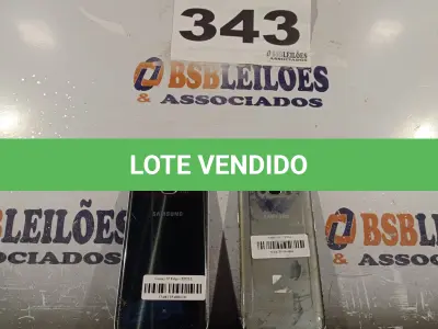 LOTE 343 - 02 – APARELHOS CELULARES DIVERSOS (NO ESTADO, NÃO SABEMOS SE FUNCIONA. LEILÃO NÃO TEM GARANTIA E NEM DEVOLUÇÃO, SUJEITO A POSSÍVEIS AVARIAS VISÍVEIS/OCULTAS E/OU AUSÊNCIA DE COMPONENTES)