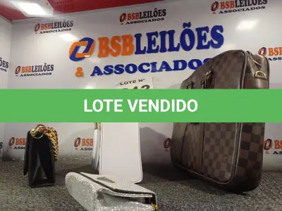 LOTE 313 - 04 – BOLSAS DIVERSAS (NO ESTADO, NÃO SABEMOS SE FUNCIONA. LEILÃO NÃO TEM GARANTIA E NEM DEVOLUÇÃO, SUJEITO A POSSÍVEIS AVARIAS VISÍVEIS/OCULTAS E/OU AUSÊNCIA DE COMPONENTES)