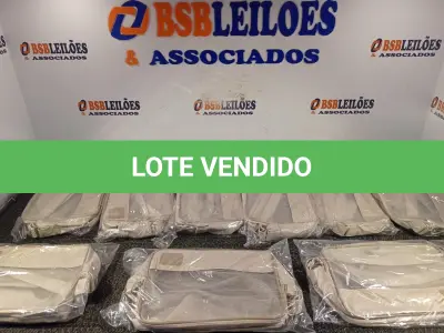LOTE 327 - 13 - BOLSAS NECESSAIRE LIPO MANUAL CORPS LIGNEA E 04 BOLSAS DIVERSAS. (NO ESTADO, NÃO SABEMOS SE FUNCIONA. LEILÃO NÃO TEM GARANTIA E NEM DEVOLUÇÃO, SUJEITO A POSSÍVEIS AVARIAS VISÍVEIS/OCULTAS E/OU AUSÊNCIA DE COMPONENTES)