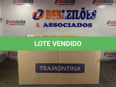 LOTE 301 - 01 - JOGO DE PANELA TRAMONTINA 15 PEÇAS (NO ESTADO, NÃO SABEMOS SE FUNCIONA. LEILÃO NÃO TEM GARANTIA E NEM DEVOLUÇÃO, SUJEITO A POSSÍVEIS AVARIAS VISÍVEIS/OCULTAS E/OU AUSÊNCIA DE COMPONENTES)
