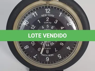 LOTE 100 - RELÓGIO SWATCH SWISS IMPORTADO SUÍÇO COM HORAS DE DIVERSOS PAÍSES ORIGINAL.  .(NO ESTADO)