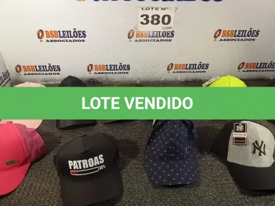 LOTE 380 - 10 – BONÉS DIVERSOS (NO ESTADO, NÃO SABEMOS SE FUNCIONA. LEILÃO NÃO TEM GARANTIA E NEM DEVOLUÇÃO, SUJEITO A POSSÍVEIS AVARIAS VISÍVEIS/OCULTAS E/OU AUSÊNCIA DE COMPONENTES)