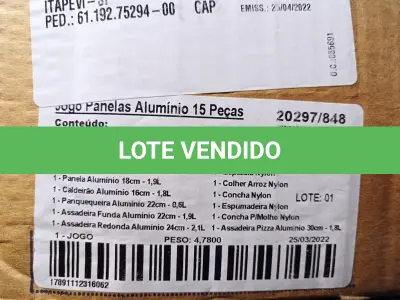 LOTE 361 - 01 - JOGO DE PANELA TRAMONTINA 15 PEÇAS (NO ESTADO, NÃO SABEMOS SE FUNCIONA. LEILÃO NÃO TEM GARANTIA E NEM DEVOLUÇÃO, SUJEITO A POSSÍVEIS AVARIAS VISÍVEIS/OCULTAS E/OU AUSÊNCIA DE COMPONENTES)