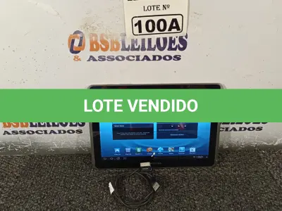 LOTE 100 - 01 TABLETE SAMSUNG TAB 2  16GB, WIFI, MODELO GT-P5110 (NO ESTADO, NÃO SABEMOS SE FUNCIONA. LEILÃO NÃO TEM GARANTIA E NEM DEVOLUÇÃO, SUJEITO A POSSÍVEIS AVARIAS VISÍVEIS/OCULTAS E/OU AUSÊNCIA DE COMPONENTES)