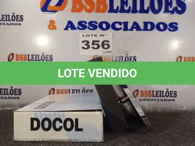 LOTE 356 - 01 - CHUVEIRO DE TETO POLIDO CROMADO DOCOL (NO ESTADO, NÃO SABEMOS SE FUNCIONA. LEILÃO NÃO TEM GARANTIA E NEM DEVOLUÇÃO, SUJEITO A POSSÍVEIS AVARIAS VISÍVEIS/OCULTAS E/OU AUSÊNCIA DE COMPONENTES)