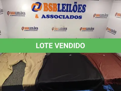 LOTE 359 - 06 – PEÇAS DE ROUPAS MASCULINAS (NO ESTADO, NÃO SABEMOS SE FUNCIONA. LEILÃO NÃO TEM GARANTIA E NEM DEVOLUÇÃO, SUJEITO A POSSÍVEIS AVARIAS VISÍVEIS/OCULTAS E/OU AUSÊNCIA DE COMPONENTES)