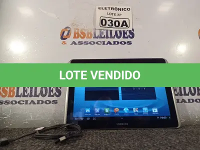 LOTE 030 - 01 TABLETE SAMSUNG TAB 2  16GB, WIFI, MODELO GT-P5110 (NO ESTADO, NÃO SABEMOS SE FUNCIONA. LEILÃO NÃO TEM GARANTIA E NEM DEVOLUÇÃO, SUJEITO A POSSÍVEIS AVARIAS VISÍVEIS/OCULTAS E/OU AUSÊNCIA DE COMPONENTES)
