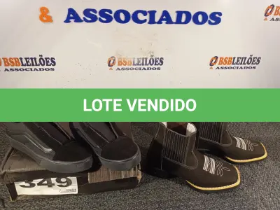 LOTE 349 - 02 – PARES DE CALÇADOS Nº 36 (NO ESTADO, NÃO SABEMOS SE FUNCIONA. LEILÃO NÃO TEM GARANTIA E NEM DEVOLUÇÃO, SUJEITO A POSSÍVEIS AVARIAS VISÍVEIS/OCULTAS E/OU AUSÊNCIA DE COMPONENTES)