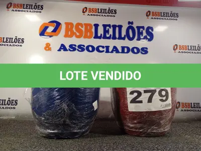LOTE 279 - 02 - VASOS DE PLANTAS (NO ESTADO, NÃO SABEMOS SE FUNCIONA. LEILÃO NÃO TEM GARANTIA E NEM DEVOLUÇÃO, SUJEITO A POSSÍVEIS AVARIAS VISÍVEIS/OCULTAS E/OU AUSÊNCIA DE COMPONENTES)