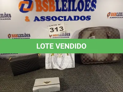 LOTE 313 - 04 – BOLSAS DIVERSAS (NO ESTADO, NÃO SABEMOS SE FUNCIONA. LEILÃO NÃO TEM GARANTIA E NEM DEVOLUÇÃO, SUJEITO A POSSÍVEIS AVARIAS VISÍVEIS/OCULTAS E/OU AUSÊNCIA DE COMPONENTES)