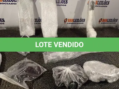 LOTE 264 - 10 – ITENS DE BANHEIRO (NO ESTADO, NÃO SABEMOS SE FUNCIONA. LEILÃO NÃO TEM GARANTIA E NEM DEVOLUÇÃO, SUJEITO A POSSÍVEIS AVARIAS VISÍVEIS/OCULTAS E/OU AUSÊNCIA DE COMPONENTES)