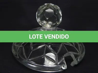 LOTE 061 - PONCHEIRA LAPIDADAS À MÃO  12 CANECAS, PONCHEIRA E CONCHA. . ALT. 26CM. (NO ESTADO)