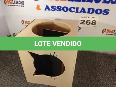LOTE 268 - 01 - KIT CASINHA PLAY NICHO DE GATO TOCA (NO ESTADO, NÃO SABEMOS SE FUNCIONA. LEILÃO NÃO TEM GARANTIA E NEM DEVOLUÇÃO, SUJEITO A POSSÍVEIS AVARIAS VISÍVEIS/OCULTAS E/OU AUSÊNCIA DE COMPONENTES)