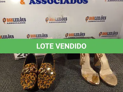 LOTE 281 - 02 – PARES DE CALÇADOS FEMININO Nº 37 (NO ESTADO, NÃO SABEMOS SE FUNCIONA. LEILÃO NÃO TEM GARANTIA E NEM DEVOLUÇÃO, SUJEITO A POSSÍVEIS AVARIAS VISÍVEIS/OCULTAS E/OU AUSÊNCIA DE COMPONENTES)