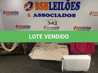 LOTE 342 - 04 – BOLSAS DIVERSAS (NO ESTADO, NÃO SABEMOS SE FUNCIONA. LEILÃO NÃO TEM GARANTIA E NEM DEVOLUÇÃO, SUJEITO A POSSÍVEIS AVARIAS VISÍVEIS/OCULTAS E/OU AUSÊNCIA DE COMPONENTES)