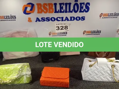 LOTE 328 - 07 – BOLSAS DIVERSAS (NO ESTADO, NÃO SABEMOS SE FUNCIONA. LEILÃO NÃO TEM GARANTIA E NEM DEVOLUÇÃO, SUJEITO A POSSÍVEIS AVARIAS VISÍVEIS/OCULTAS E/OU AUSÊNCIA DE COMPONENTES)