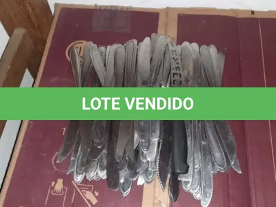 LOTE 405 - LOTE COM: 200 FACAS EM INOX (NO ESTADO)