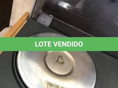 LOTE 272 - VITROLA SONATA BEM RARA, EM BOM ESTADO CONSERVAÇÃO, LIGANDO (NO ESTADO)