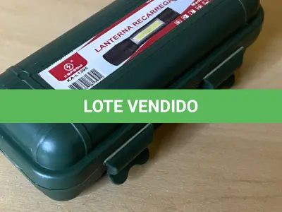 LOTE 004 - 01 LANTERNA TÁTICA PORTÁTIL (NO ESTADO)