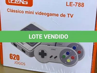 LOTE 012 - 01 VIDEOGAME CLÁSSICO COM 620 JOGOS EMBUTIDOS (NO ESTADO)