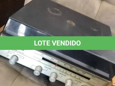 LOTE 272 - VITROLA SONATA BEM RARA, EM BOM ESTADO CONSERVAÇÃO, LIGANDO (NO ESTADO)