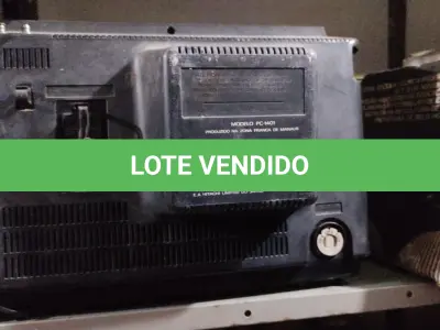 LOTE 473 - TV ANTIGA PHILCO FORD FUNCIONANDO PERFEITAMENTE ATE O MOMENTO, LARGURA 45CM,ALTURA 33CM (NO ESTADO)