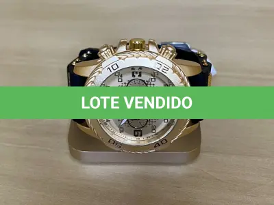 LOTE 113 - 01 RELÓGIO DOURADO COM PRETO
