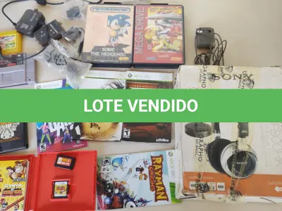 LOTE 483 - LOTE COM DIVERSOS ITENS DE VIDEOGAMES (NO ESTADO)