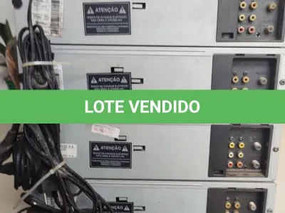 LOTE 440 - LOTE COM 4 VÍDEOS CASSETES 7 CABEÇAS FUNCIONANDO PERFEITAMENTE (NO ESTADO)