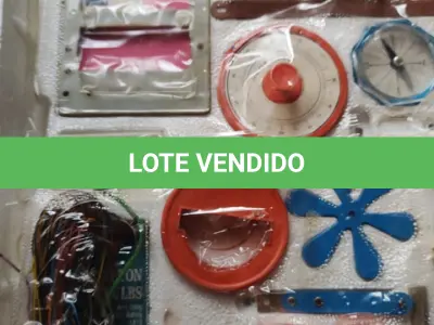 LOTE 526 - BRINQUEDO MINI LABORATÓRIO EXITUS (NO ESTADO)