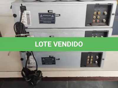 LOTE 437 - LOTE COM 3 VÍDEO CASSETES 7 CABEÇAS FUNCIONANDO PERFEITAMENTE (NO ESTADO)