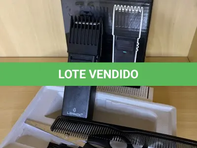 LOTE 068 - 01 BARBEADOR/ APARADOR DE PELOS COM ACESSÓRIOS (NO ESTADO)