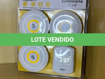 LOTE 098 - 01 KIT DE LUMINÁRIAS LED COM CONTROLE REMOTO (NO ESTADO)