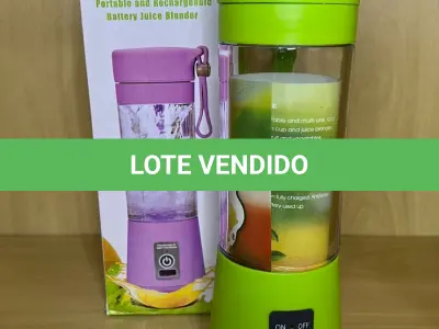 LOTE 079 - 01 LIQUIDIFICADOR ELÉTRICO COQUETELEIRA (NO ESTADO)