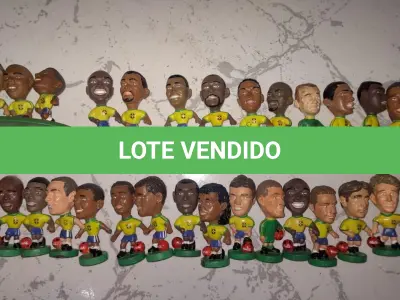 LOTE 587 - COLEÇÃO MINI CRAQUES COCA-COLA COPA DO MUNDO 1998 COM 26 MINI CRAQUES (NO ESTADO)