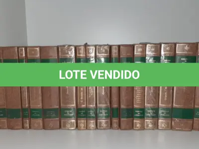 LOTE 606 - COLEÇÃO OS IMORTAIS DA LITERATURA UNIVERSAL 34 VOLUMES (NO ESTADO)
