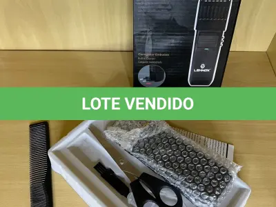 LOTE 068 - 01 BARBEADOR/ APARADOR DE PELOS COM ACESSÓRIOS (NO ESTADO)
