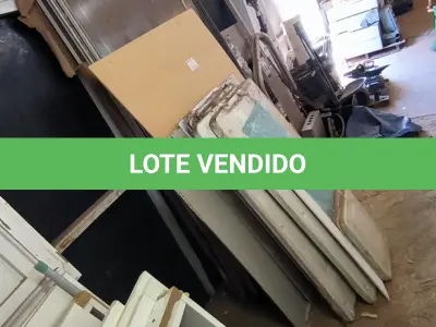 LOTE 032 - 01 LOTE COM PLACAS DE DRYWALL E PACAS DE FIBRA (NO ESTADO)