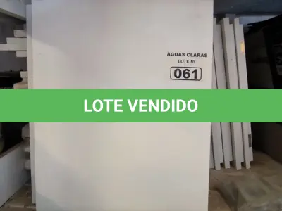 LOTE 061 - 01 LOTE COM PORTAS EM MADEIRA 0,45CM X 0.55CM