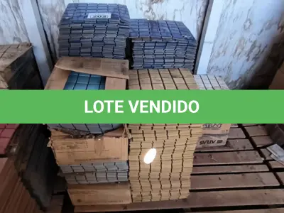 LOTE 202 - 01 LOTE COM PASTILHAS DIVERSAS TAMANHOS E CORES (NO ESTADO)