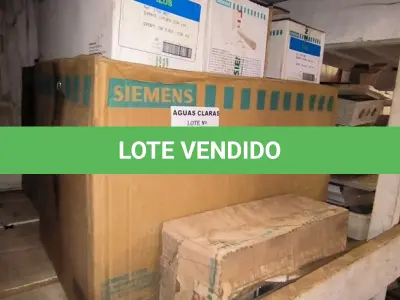 LOTE 115 - 01 LOTE COM SUPORTE PARA PLACA CEGA 4X4(NO ESTADO)