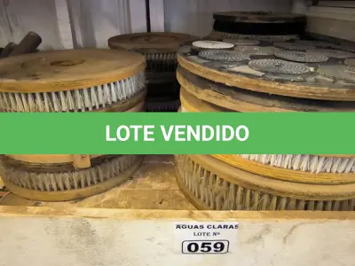 LOTE 059 - 01 LOTE COM DISCOS PARA ENCERADEIRAS (NO ESTADO) 