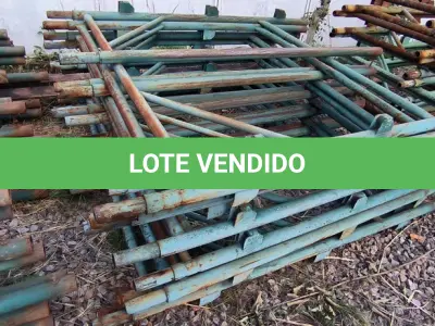 LOTE 264 - 01 LOTE COM GRADES EM FERRO NA COR VERDE (NO ESTADO)